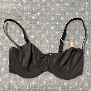 SKIMS Onyx Smoothing Intimate Strapless Underwire Bra NWT 36 DD